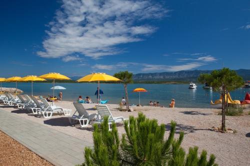 Apartments In Silo/insel Krk 13442