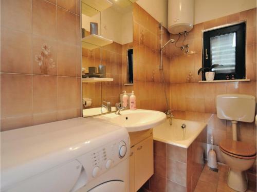 Holiday Home Jovici-razanac With Sea View 10
