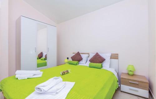 Four-bedroom Holiday Home In Smrika