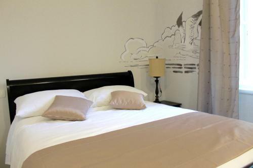 Hostal Palace Queen Mary I Luxury Rooms