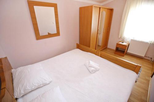 Apartments With A Parking Space Maslenica (novigrad) - 6572