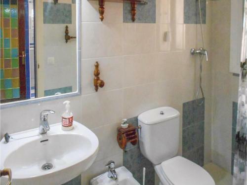 One-bedroom Apartment In Santa Susana