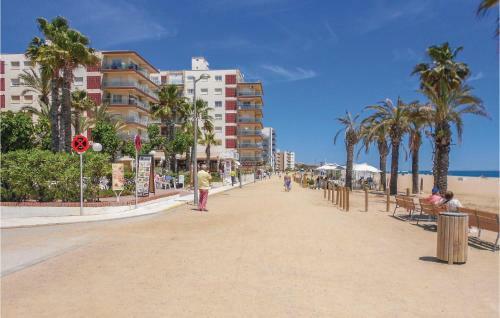 One-bedroom Apartment In Santa Susana