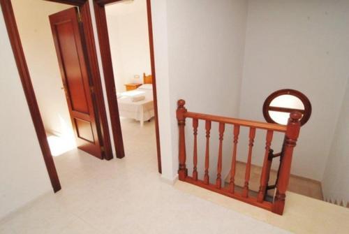 Santa Susanna Villa Sleeps 10 Wifi