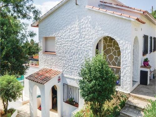 Three-bedroom Holiday Home In Lloret Blau