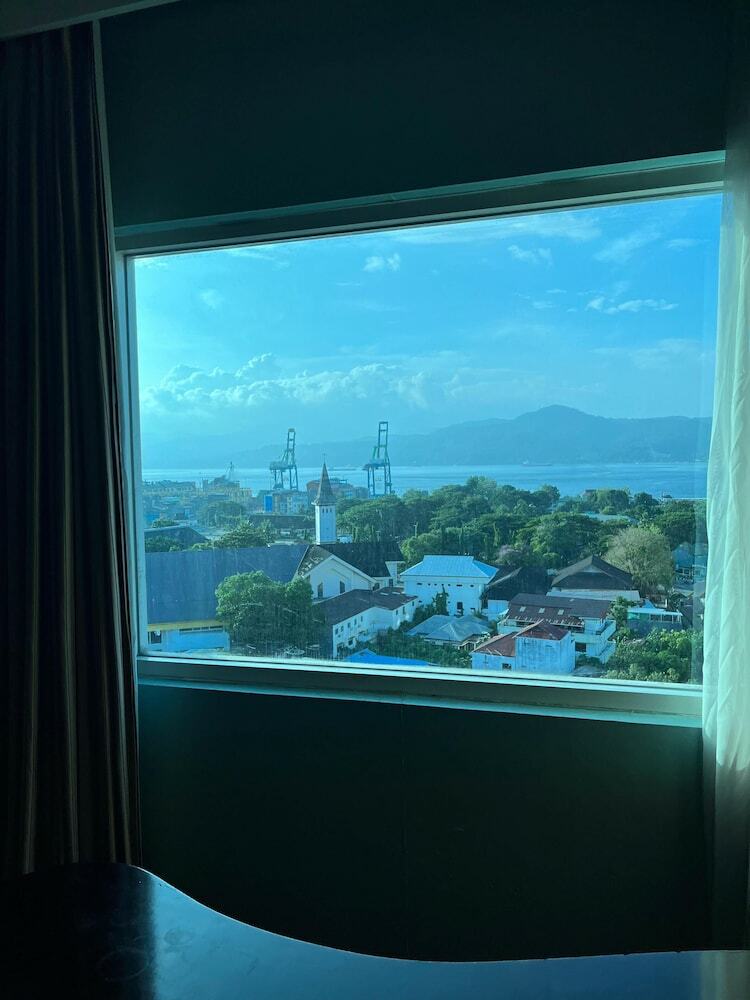 Swiss Belhotel Ambon