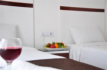 Lara Atalla Hotel