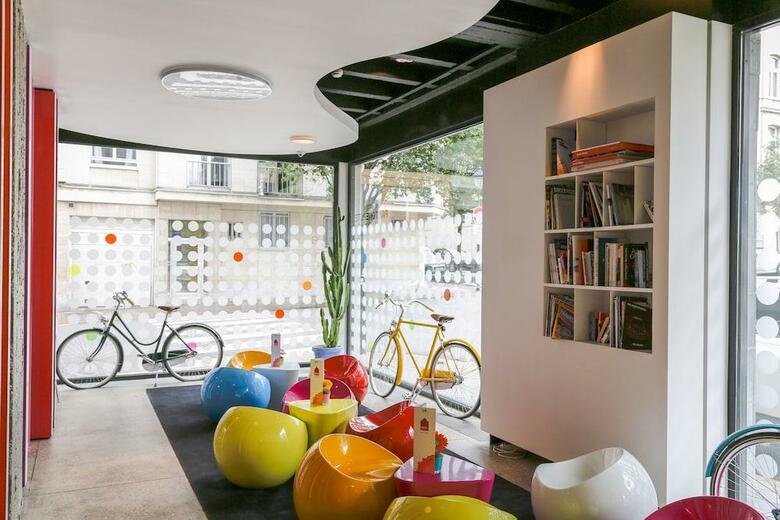 Hotel Pantone