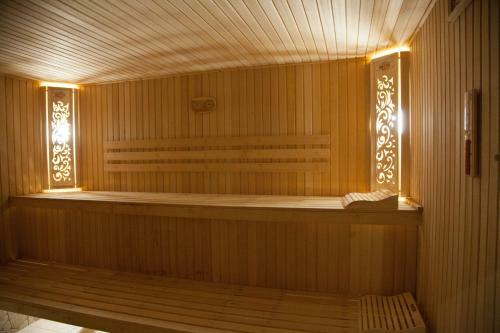 Ahmadkhon Hotel