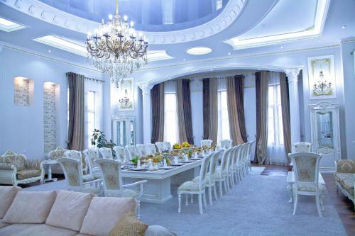 Ahmadkhon Hotel
