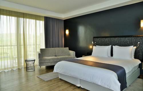Epic Hotel & Suites