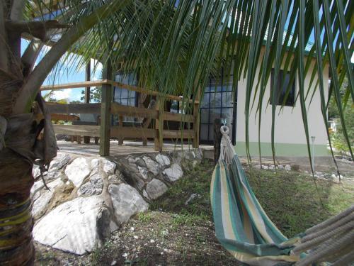 Hotel Gumbo Limbo Jungle Resort