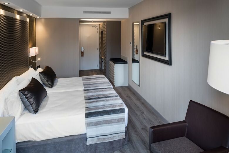 Hotel Catalonia Square