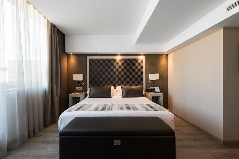 Hotel Catalonia Square