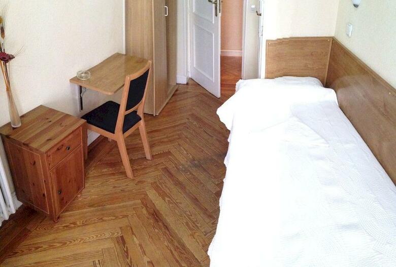 Hostal Aresol