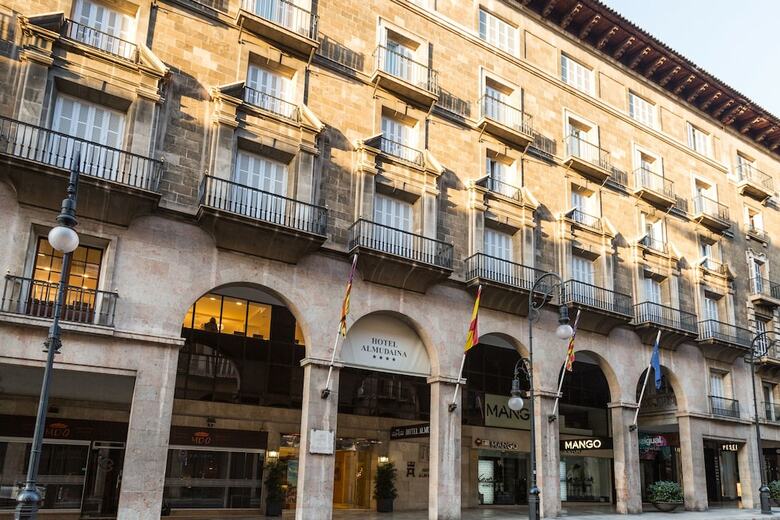 Hotel Almudaina
