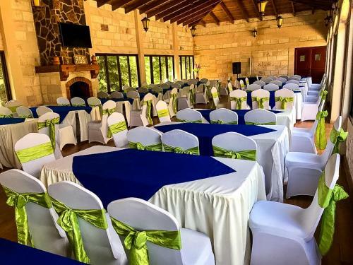 Hotel Y Caba�as Ros