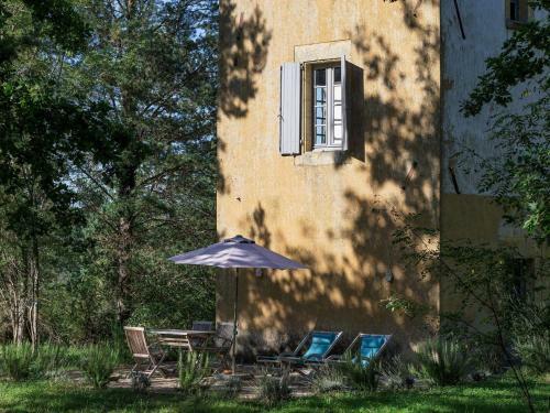 Cozy Home In Saint-germain-de-belvis With Private Garden