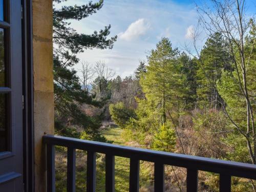 Cozy Home In Saint-germain-de-belvis With Private Garden