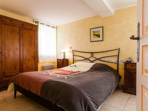 Holiday Home Aubignane La Bergerette De Pierroun