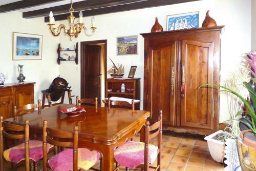 Holiday Home Pleubian - Bre02563-f