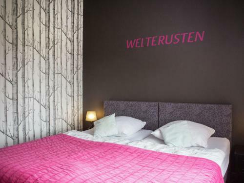 Spacious Villa With Jacuzzi And Sauna On River In Ardennes