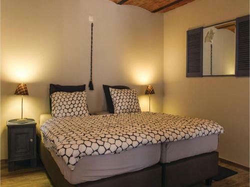 Nine-bedroom Holiday Home In Borgloon