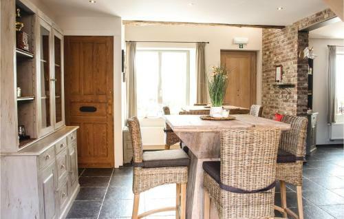 Nine-bedroom Holiday Home In Borgloon
