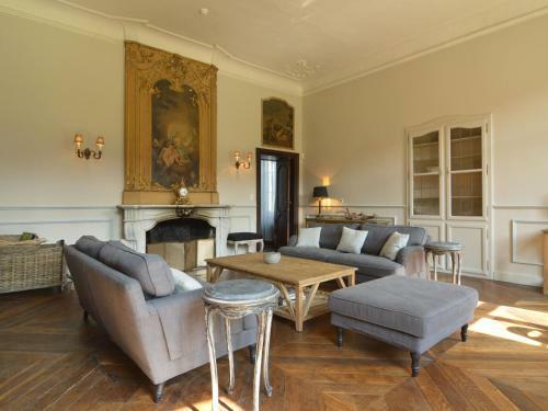 Luxurious Castle In Marchin With Infrared Sauna