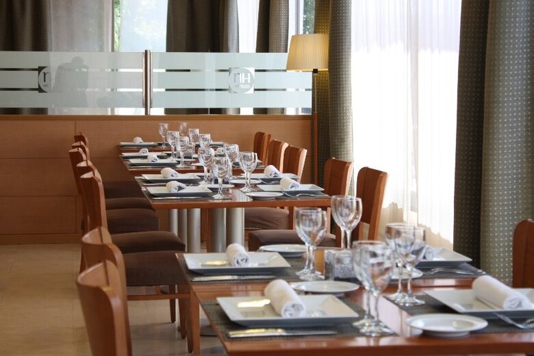 Hotel NH Porta Barcelona