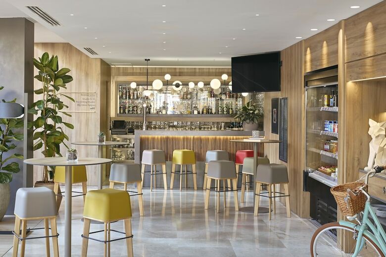 Hotel Barcelona Apolo, Affliated By Meli�
