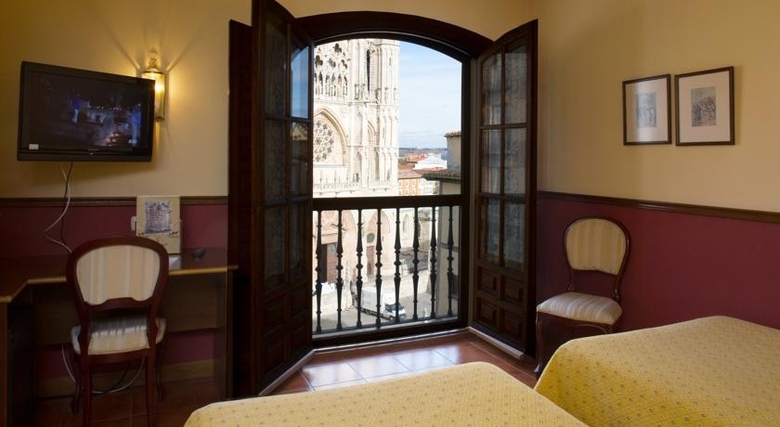 Hotel Meson Del Cid
