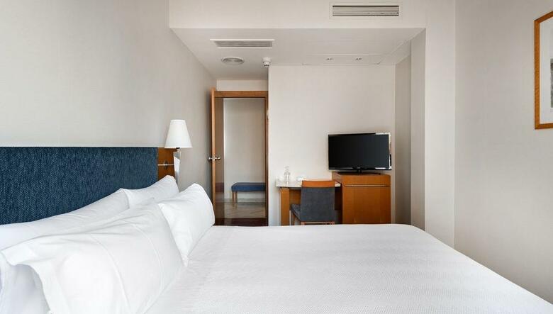 Hotel NH Castell�n Mindoro