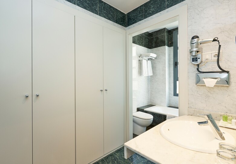 Hotel NH Valencia Las Artes