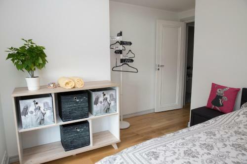 Happy Apartment