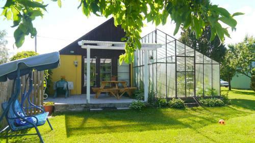 Kuke Holiday Home