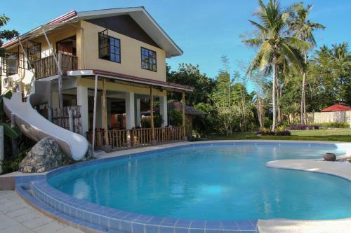 Hotel Isla Hayahay Beach Resort And Restaurant