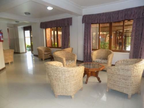Kayegi Hotel