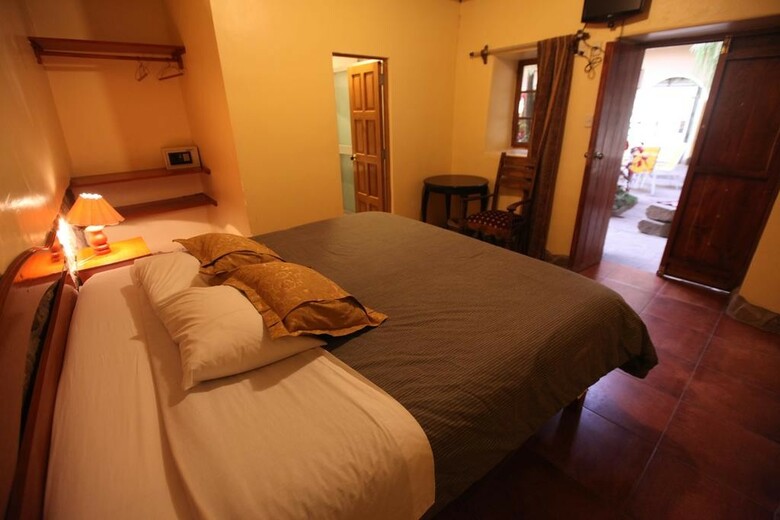 Hostal Apu Huascaran