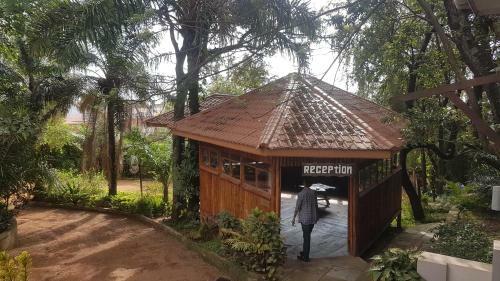 Hotel Kampala Forest Resort