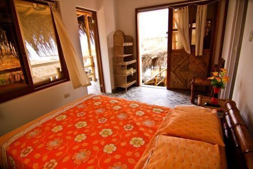 Hostal Oceanic Bungalows
