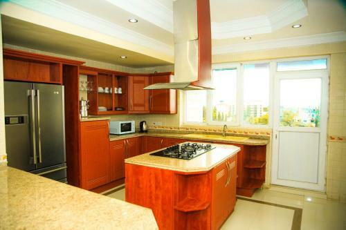 Luxury Apartment With Ocean View In Oyster Bay