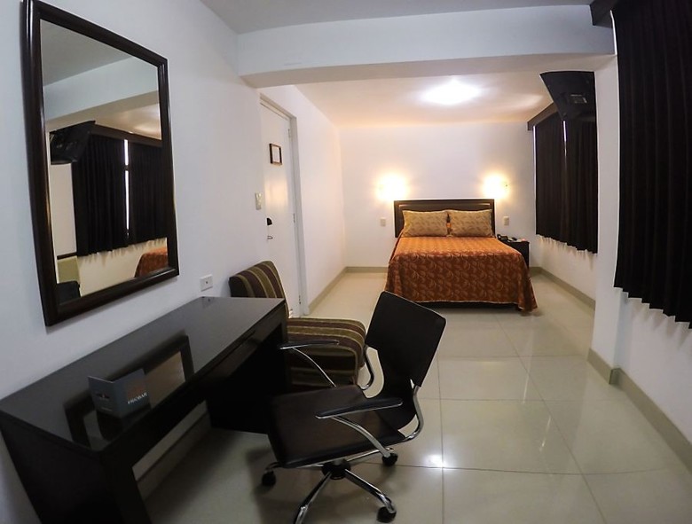 Hotel Intiotel