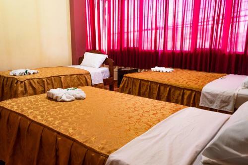 Hostal La Torre Inn