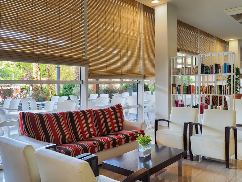 H10 Salauris Palace Hotel