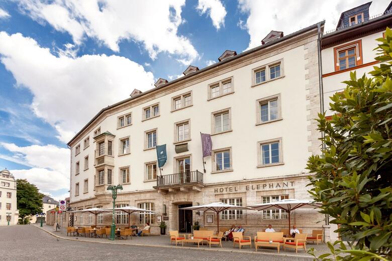 Hotel Elephant