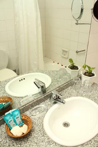 Asteri�n Hotel - Turismo Y Negocios
