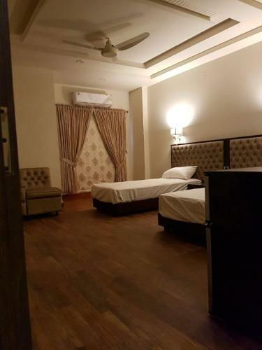 Khayyam Hotel