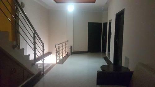Midtown Hotel