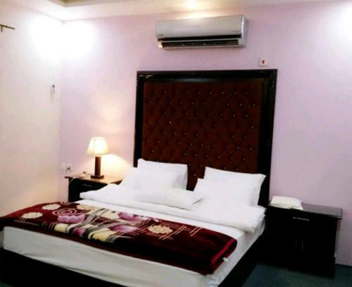 Hostal Hotel Kashmir Lodge